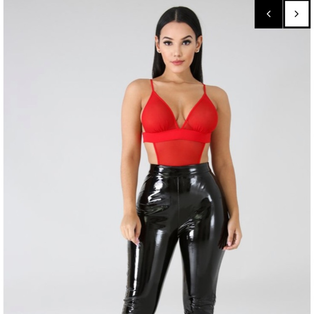 ❌SOLD❌Red caged sheer bodysuit - Picture 3 of 7